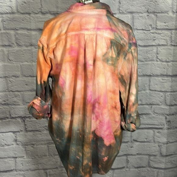 Reworked/upcycled flannel shirt - Picture 3 of 7